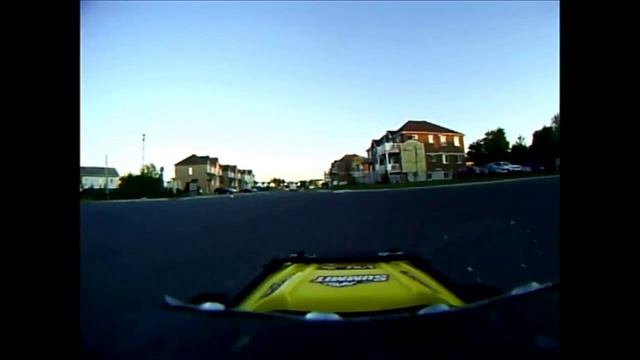 Traxxas E Revo Go Pro Hero RC City Tour смотреть онлайн