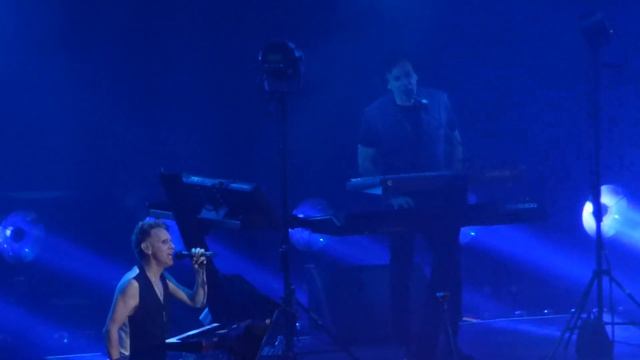 Depeche Mode, Everything Counts, Live Concert, Oracle Arena, Oakland, October 2017 смотреть онлайн