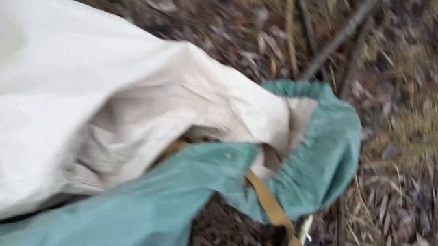 палатка из плаща ОЗК смотреть онлайн