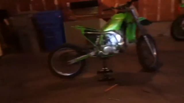 Traded The 1974 TS250 смотреть онлайн