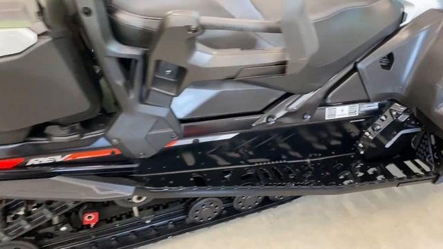 Ski Doo Grand Touring 900 Ace LTD Turbo 2020 смотреть онлайн