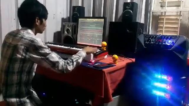 Nektar SE 49 Keys Keyboard Midi Controller смотреть онлайн