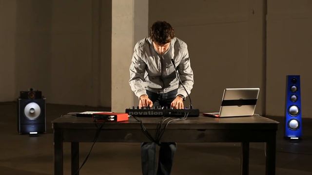 Novation MiniNova Synthesizer @ www.getinthemix.co.uk смотреть онлайн