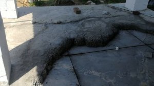 Заливка бетонного пола в беседке.