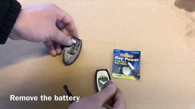 Nissan Juke 1.6 (2010-2019) Remote Key Battery Replacement Video