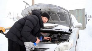 Как завести машину если сел аккумулятор. Делюсь секретом!