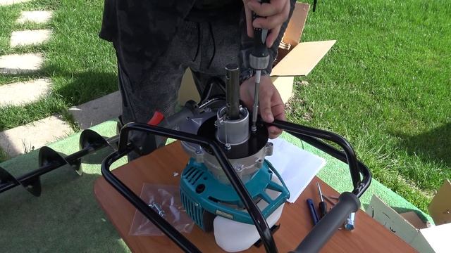 Makita BBA 520 - Unboxing si montare foreza pamant смотреть онлайн