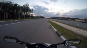 R1 vs FZS1000  )))