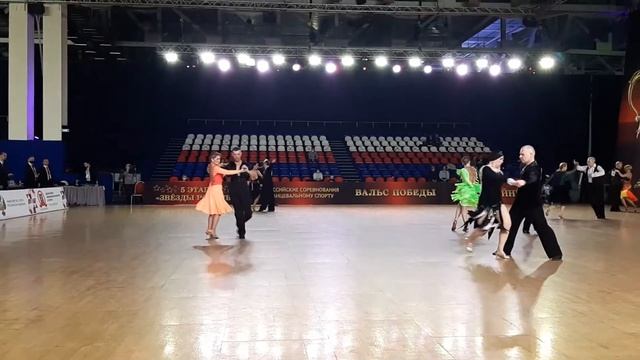 Сеньоры 3 (55 лет и ст.) Пасодобль на Международном турнире "Вальс Победы". 3.05.2021 Москва, Кроку смотреть онлайн