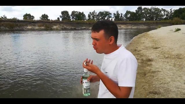 Виктер Царь и "Употребление BACARDI на речке" смотреть онлайн