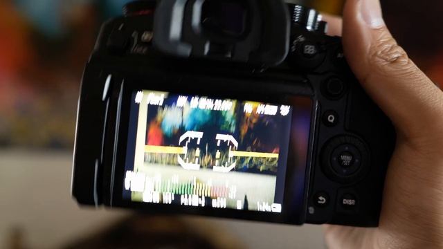 Panasonic Lumix GH6: The Micro Four Thirds BEAST (5.7K 60p, 4K 120p!) смотреть онлайн