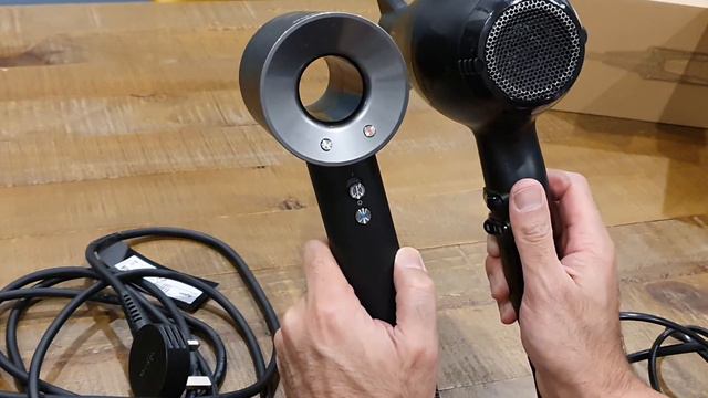 Dyson Supersonic Hair Dryer (Black /Nickel) vs traditional hair dryer dB sound test and compare смотреть онлайн