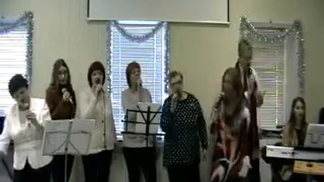 ЛЮБОВЬ СОШЛА НА РОЖДЕСТВО ХРИСТИАНСКАЯ ПЕСНЯ смотреть онлайн