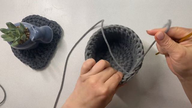 корзина крючком бесшовным соединением с крышечкой🔥 смотреть онлайн