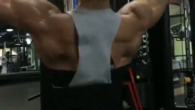 Lee Ji Hye - Female Bodybuilder From South Korea.