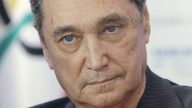 ЖУТКОЕ ЗРЕЛИЩЕ! Вот как выглядит могила Владимира Коренева актер фильма Человек - Амфибия смотреть онлайн