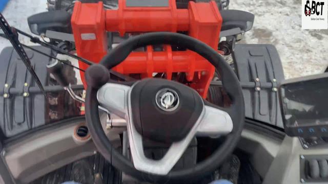 Работа погрузчиков QUADTRAC WL50 и WL50T расчистка территории смотреть онлайн