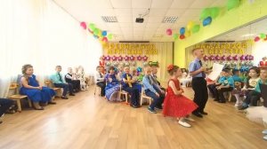 Сценка Школьная жизнь на выпускном в детском саду