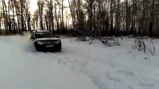 Renault Duster (зимние покатушки) смотреть онлайн