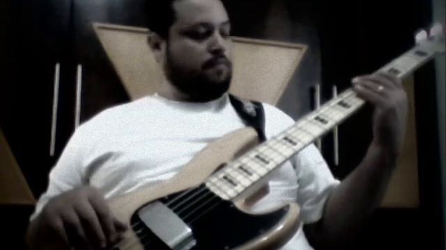 Infinitamente mais(Fernandinho)Cover Bass смотреть онлайн