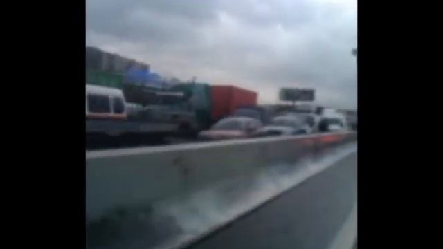 12102011 МКАД.wmv смотреть онлайн