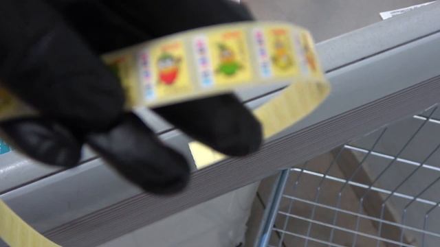 ПОЙМАЛ ВСЕХ МИНЬОНОВ! / АКЦИЯ В МАГАЗИНЕ МАГНИТ МИНЬОНЫ 2020 / КАК БЫСТРО СОБРАТЬ НАКЛЕЙКИ смотреть онлайн