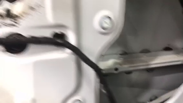 Штатная шумоизоляция современного, многими любимого автомобиля Mazda CX-5, оставляет желать лучшего смотреть онлайн