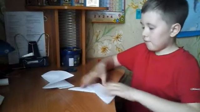 Корабль из бумаги (не аригами) смотреть онлайн