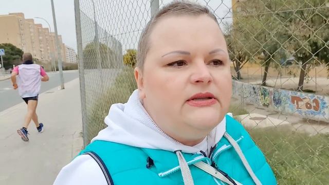 Vredina life уважать нужно не только свою Родину,но и ту страну в которой ты просишь помощи. смотреть онлайн