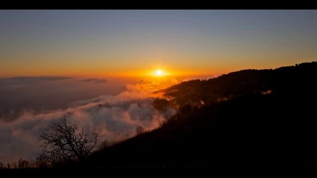 David Helpling - Sleeping on the edge of the World смотреть онлайн