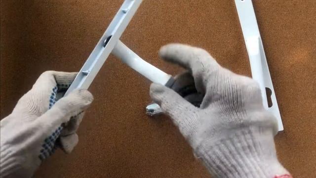 Дверной нажимной гарнитур для ПВХ дверей At 25/85/8 (белый) (6968) смотреть онлайн