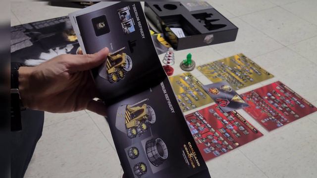 Unboxing Command & Conquer 25th Anniversary Collectors Edition! смотреть онлайн