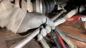 VOLVO V50 ЗАМЕНА ПЫЛЬНИКА ВНУТРЕННЕГО ШРУСА ПРАВАЯ СТОРОНА