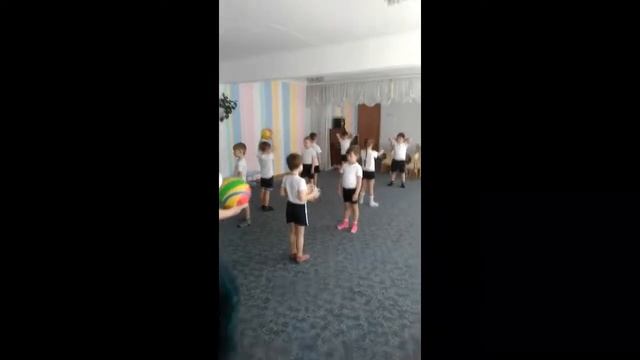 физкультурное занятие с детьми старшей группы смотреть онлайн