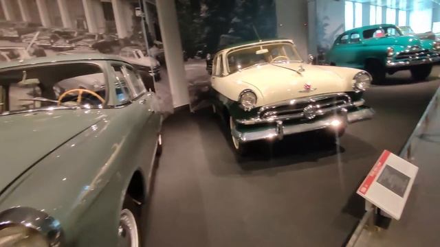 Музей автомобилей XX века. 2 часть (Сезон 2023) смотреть онлайн