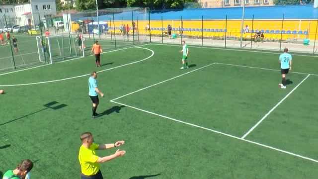 Поле 2 | 3.CHEVROLET 6-4 Юрія-ФАРМ #SFCK Street Football Challenge Kiev смотреть онлайн