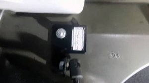 Лада Гранта  установка газовых упоров крышки багажника