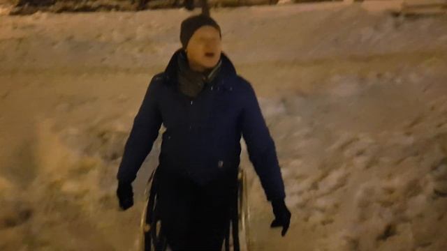 Что делать если ты в коляске и на тебя напали смотреть онлайн