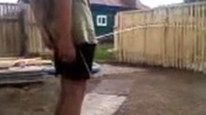 писующий мальчик 1