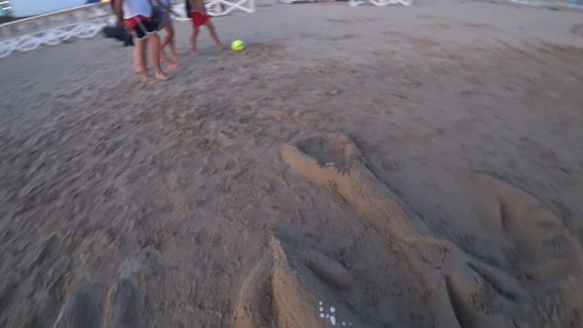 Любим гулять вечером Не так жарко смотреть онлайн