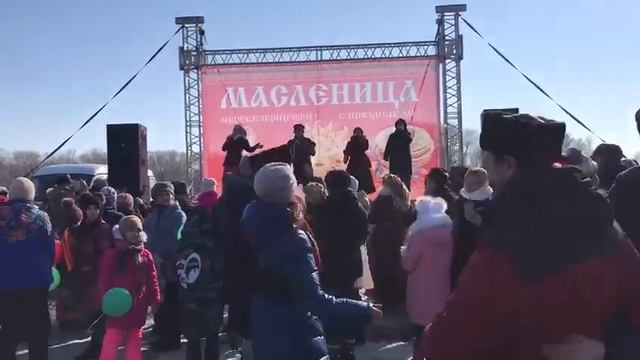 Танцы, песни и блины: в Усть-Каменогорске отметили Масленицу смотреть онлайн
