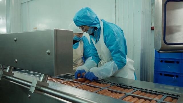 ЭТОГО ВЫ ТОЧНО НЕ ЗНАЛИ О МЯСОКОМБИНАТЕ | Экскурсия на Ишимский мясокомбинат | Покупай тюменское! смотреть онлайн