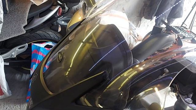 SUZUKI BURGMAN 650,2011 г смотреть онлайн