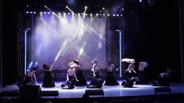 Восточный танец. Красивый танец. Арабская песня смотреть онлайн