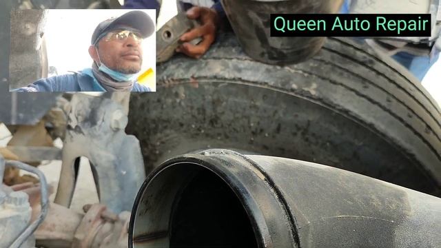 Actros Mercedes Benz 2040 Coolant Back Pressure fix... смотреть онлайн