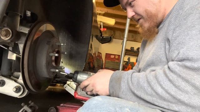 2016 Chevy Malibu Rear Brake Replacement смотреть онлайн