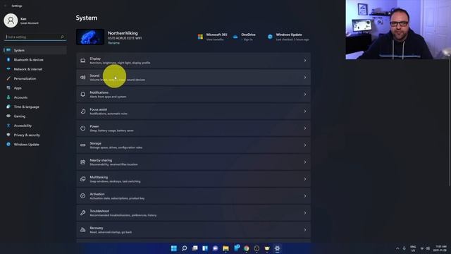 How to Change Audio Output in Windows 11 & Set Default Speakers смотреть онлайн