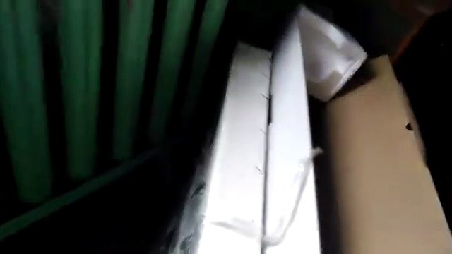 Охранник играет на пианино смотреть онлайн