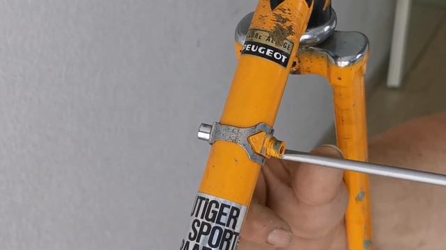 Kult: 70s Vintage Peugeot-Rennrad Orange, Mafac und Simplex смотреть онлайн