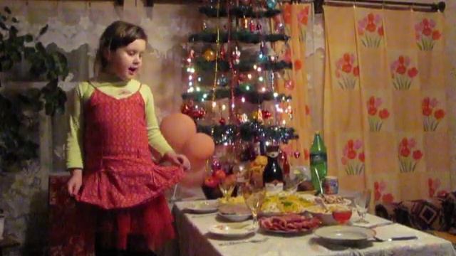 Аня читает стих у бабушки. смотреть онлайн